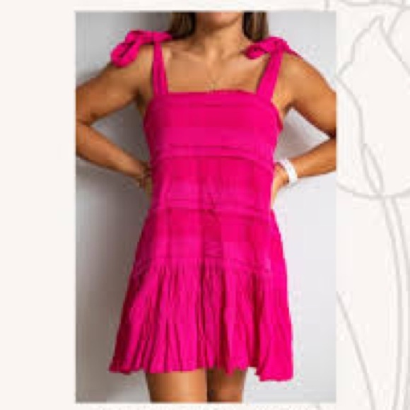 baeverly Dresses & Skirts - ⭐️Baeverly,Fun,Fantastic,Fuscia Dress, Super Soft,Adjustable Length,EUC,Size M